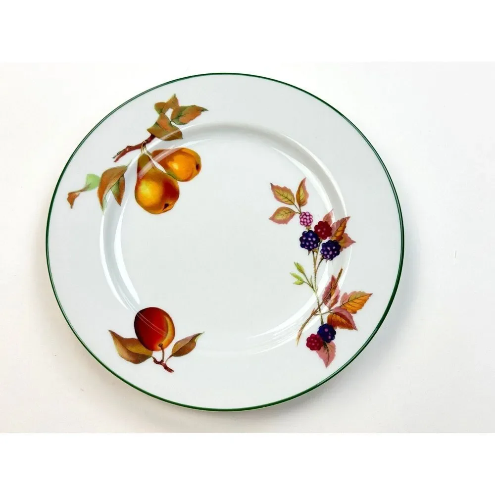 Royal Worcester Evesham Vale 5 Piece Place Setting NEW Fine English PorcelainTea